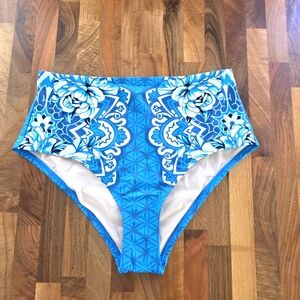 WHBM Blue Floral High-Waisted Bikini Bottoms‎ Size Small NWT